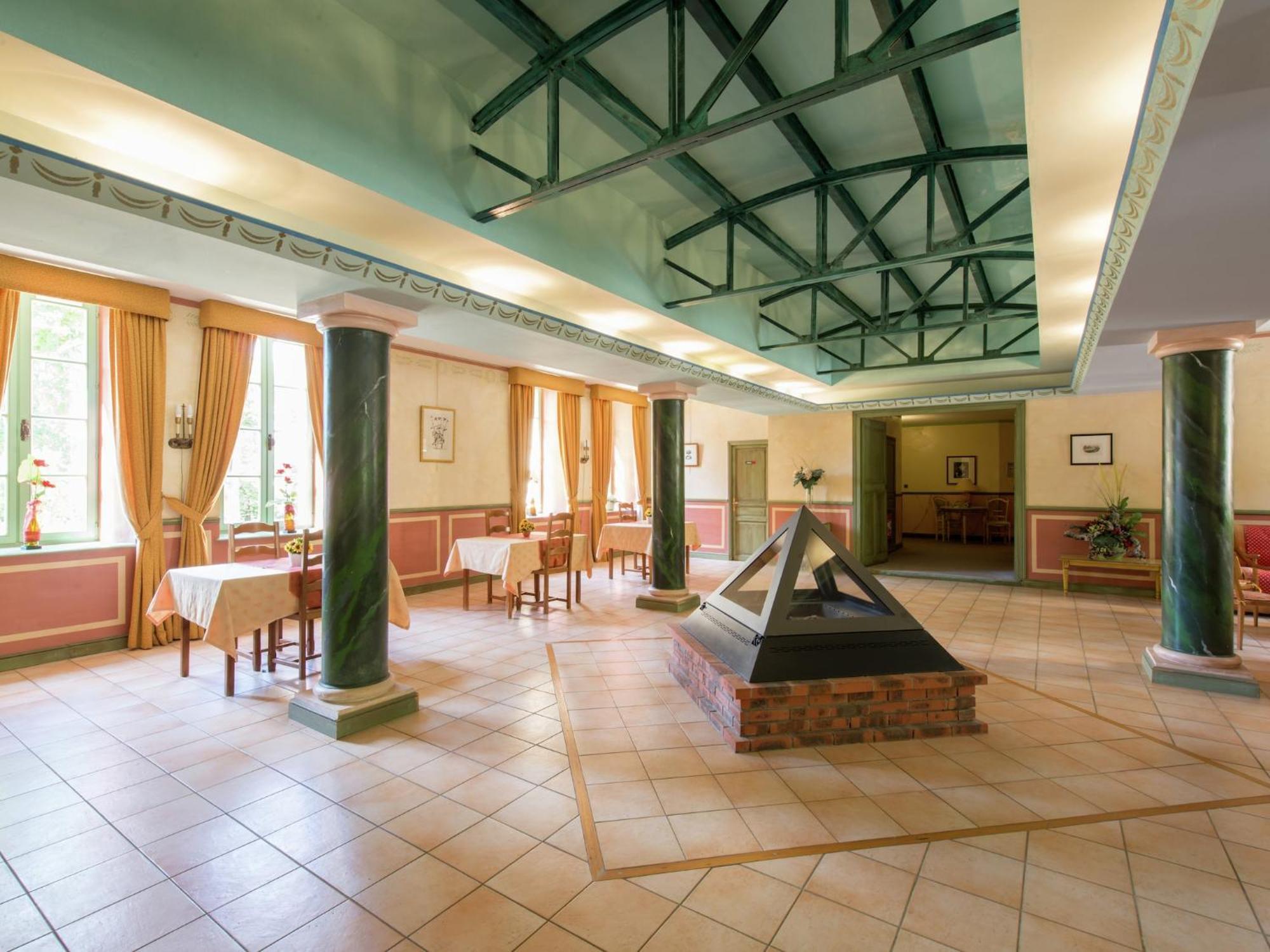 Cozy Apartment With Swimming Pool Terrace Garden Parking Montbrun-les-Bains Kültér fotó