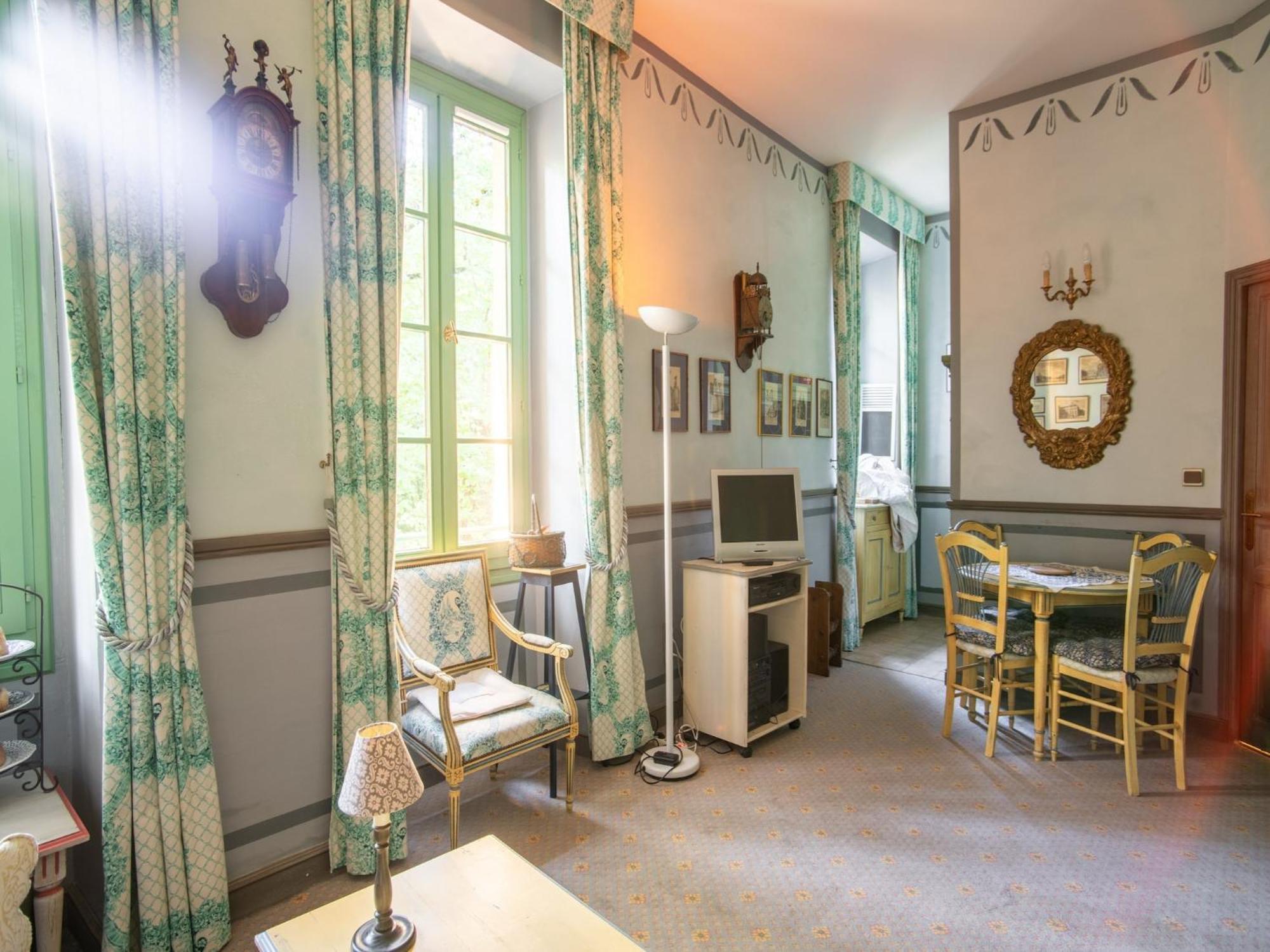 Cozy Apartment With Swimming Pool Terrace Garden Parking Montbrun-les-Bains Kültér fotó