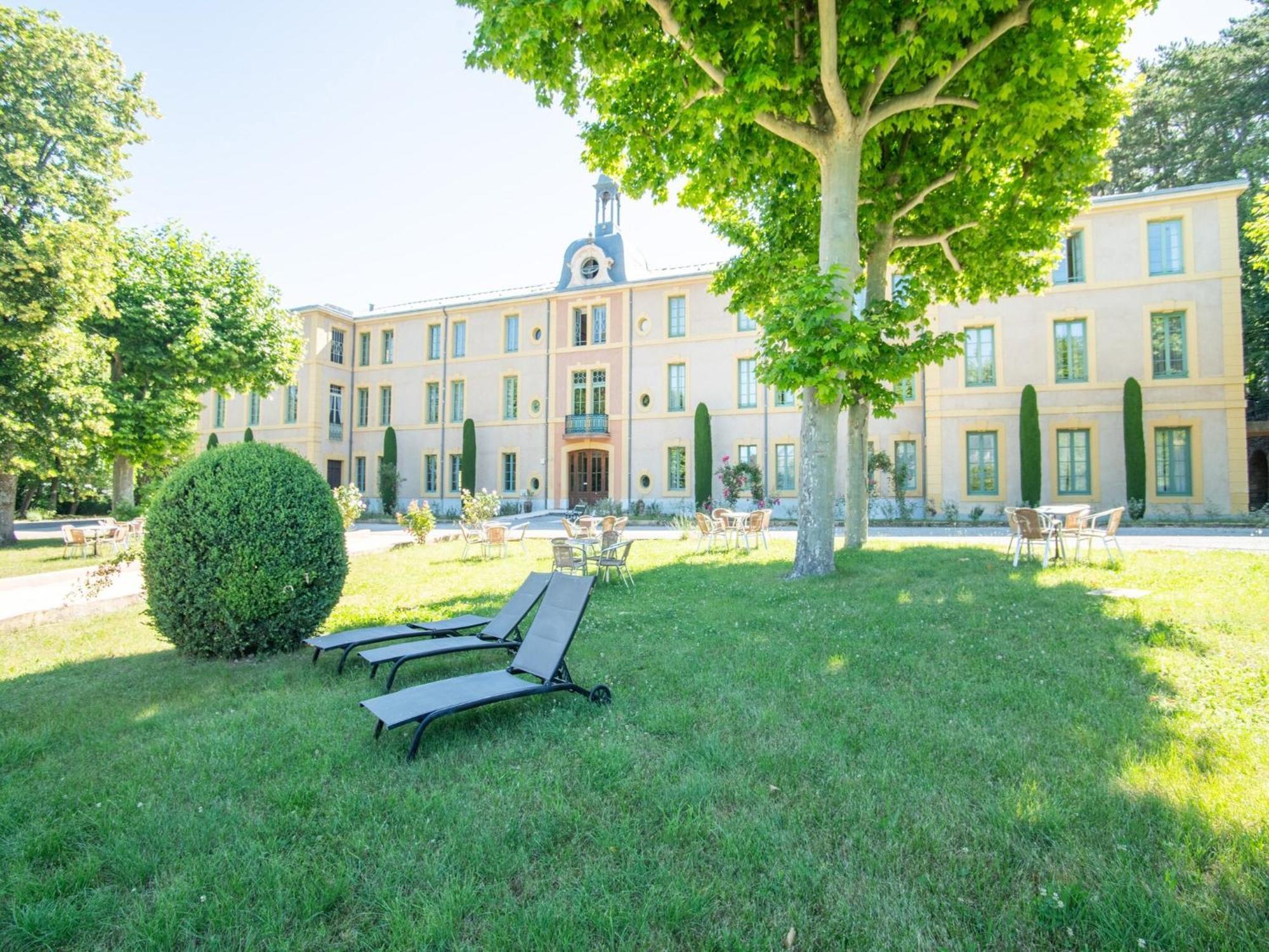 Cozy Apartment With Swimming Pool Terrace Garden Parking Montbrun-les-Bains Kültér fotó