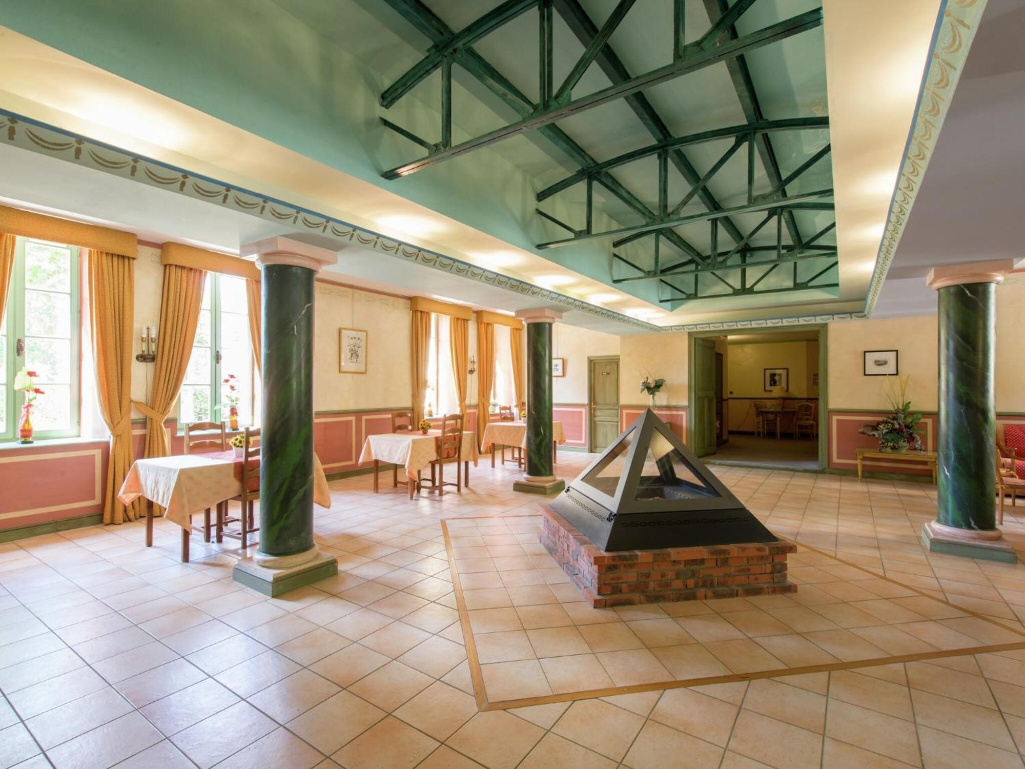 Cozy Apartment With Swimming Pool Terrace Garden Parking Montbrun-les-Bains Kültér fotó
