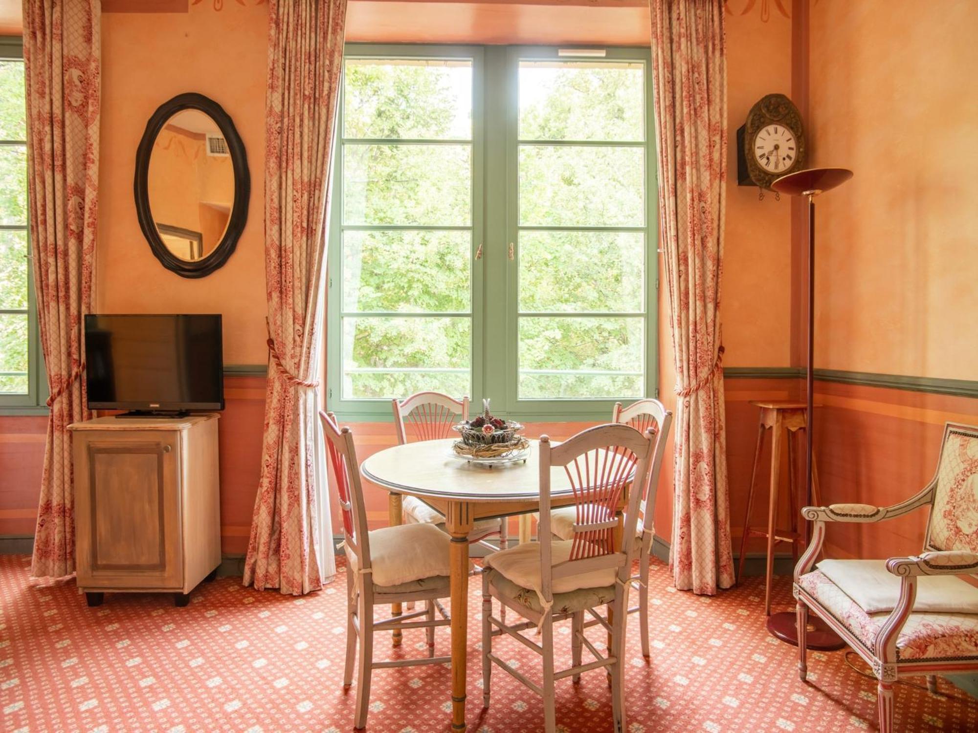 Cozy Apartment With Swimming Pool Terrace Garden Parking Montbrun-les-Bains Kültér fotó
